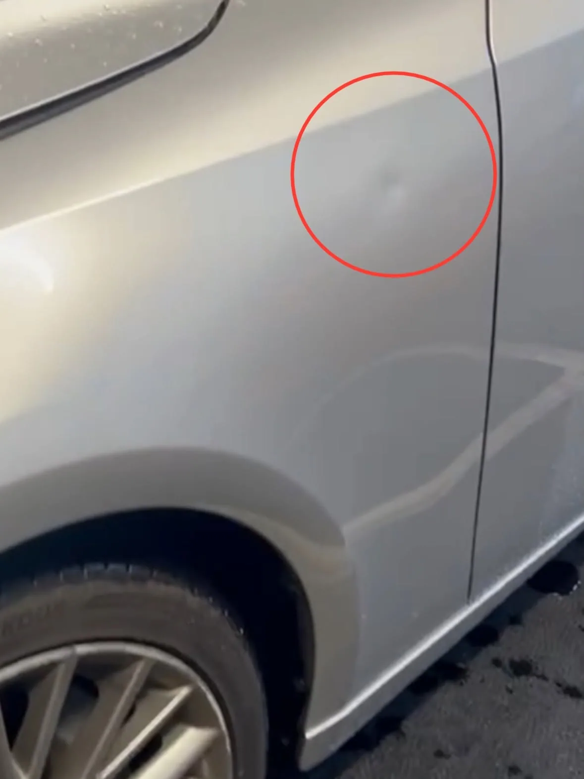 Small fender dent